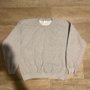 Gray Crewneck Sweatshirt Size Large.